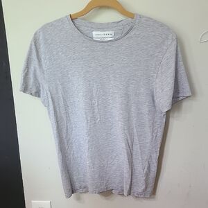 Zara Essentials Gray T-Shirt Size Medium